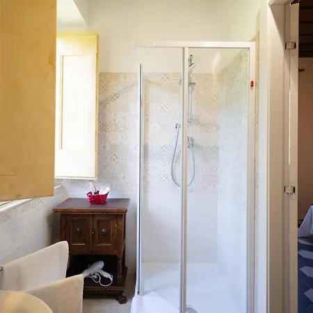 Tenuta Dell'inviolata Bed & Breakfast *